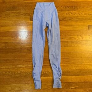 Buffbunny High Rise Scrunch Ankle Leggings in Light Blue/Periwinkle - Size XS